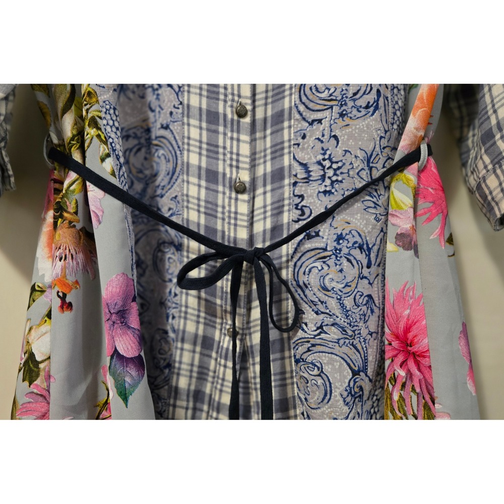 Mixed-Print Blue Floral & Plaid Tunic Shirt - Picture 3 of 16